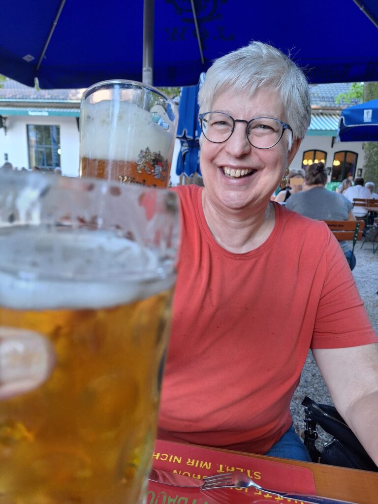 Prost im Biergarten